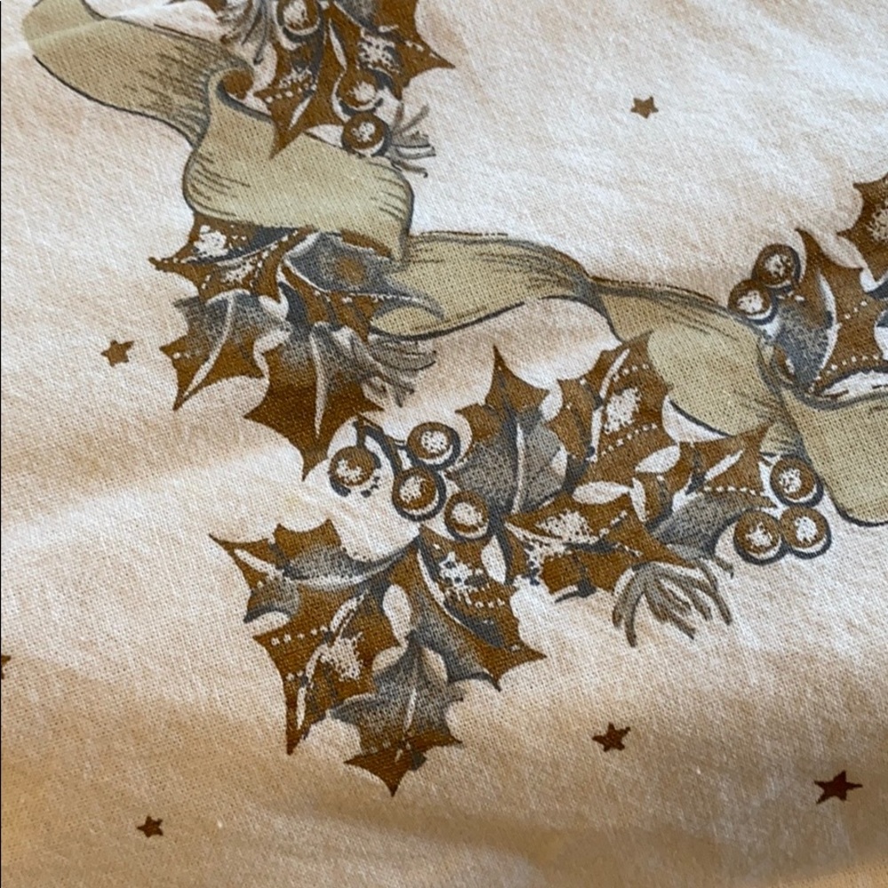 VINTAGE ! Gold Metallic & Silver TableCloth UNIQUE